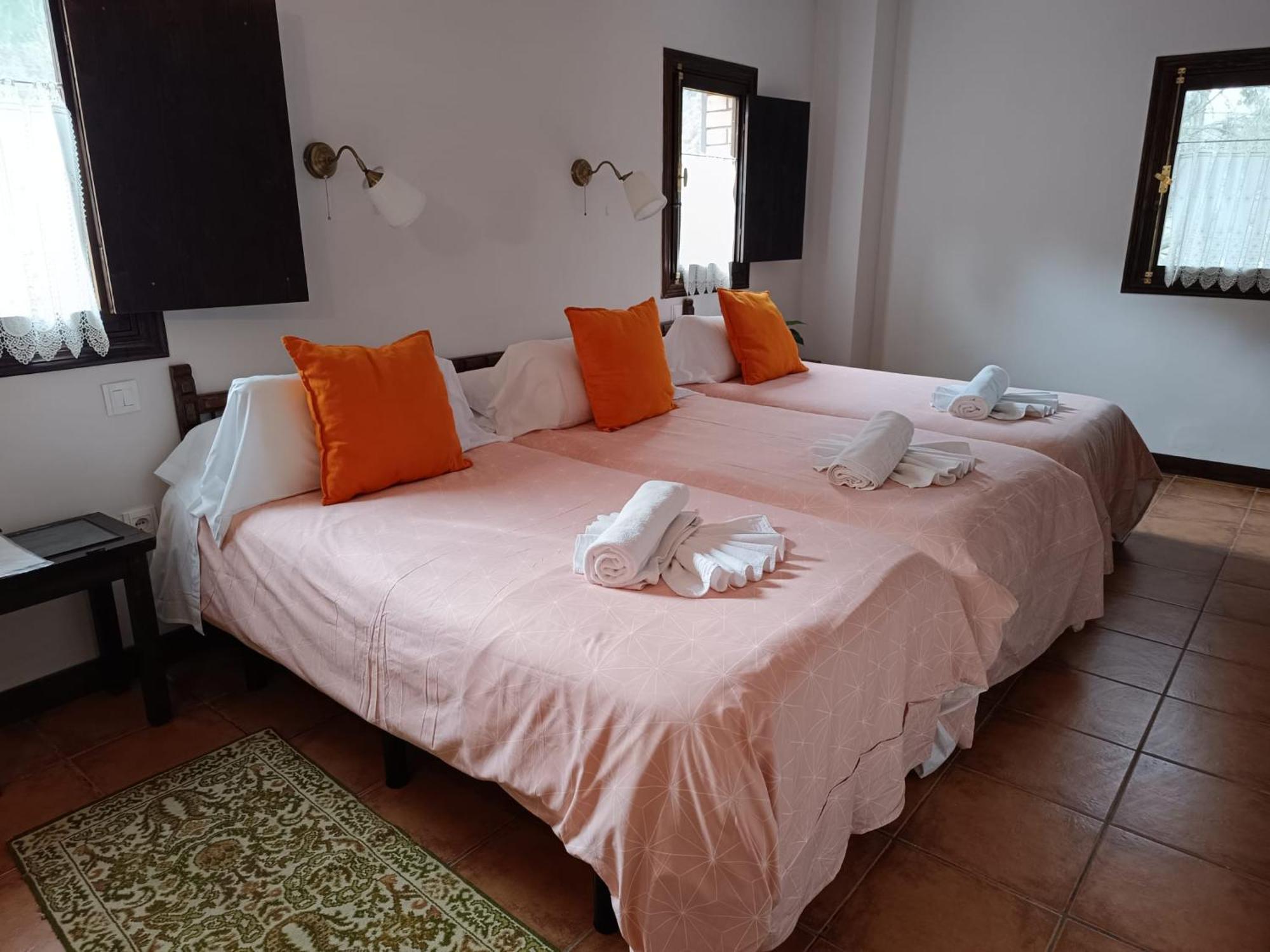 Hotel Rural Don Burguillo Эль-Тьембло Экстерьер фото
